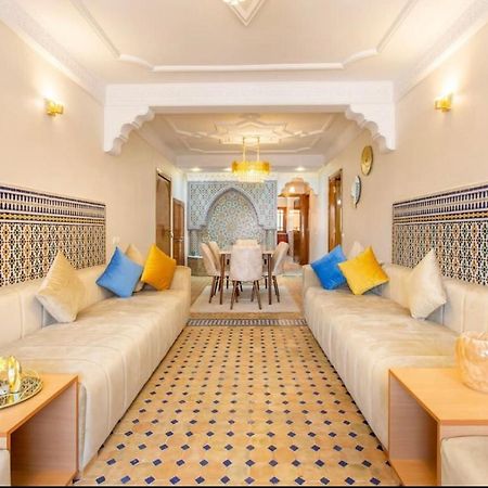 Luxury Appartement Gueliz Center マラケシュ エクステリア 写真