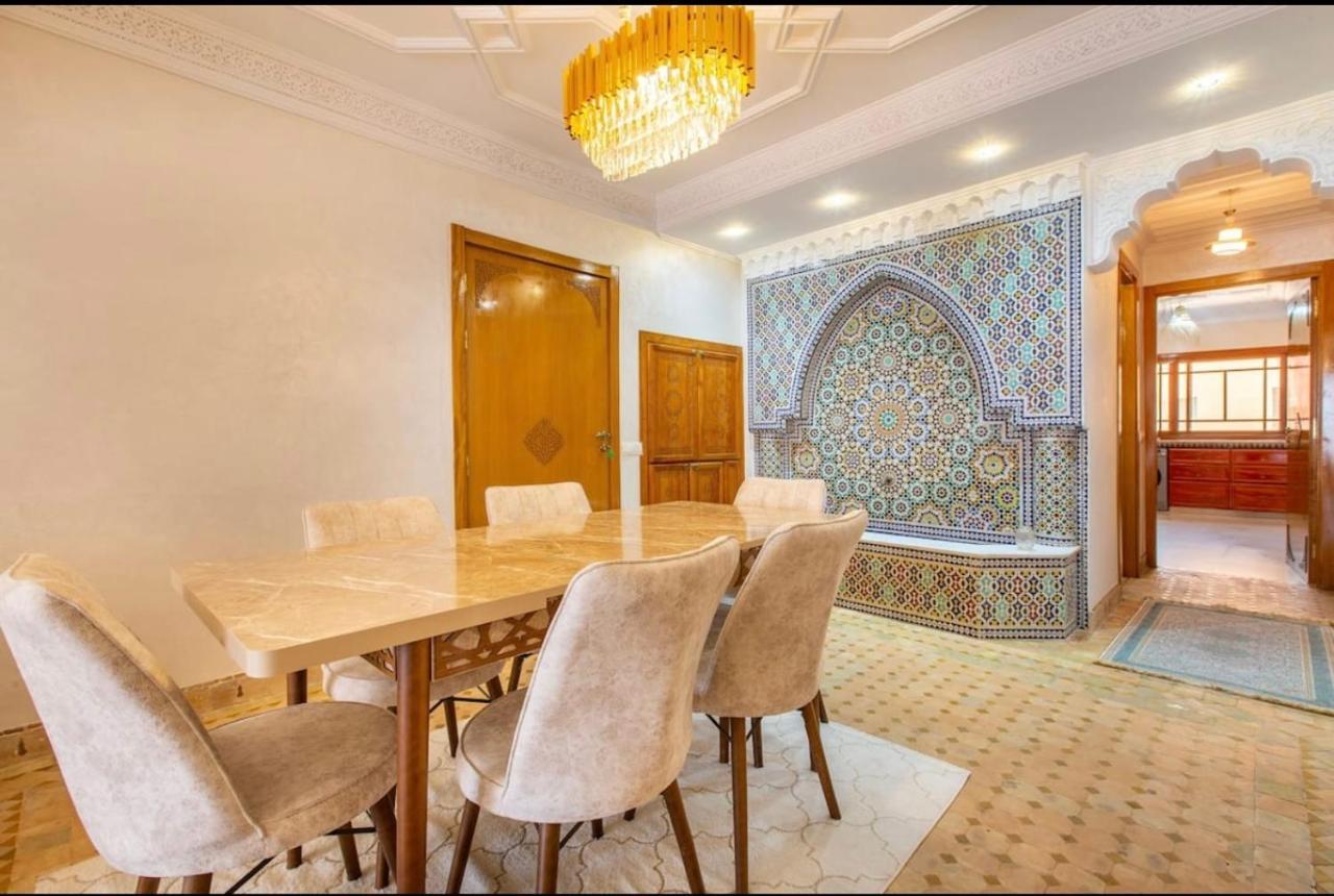 Luxury Appartement Gueliz Center マラケシュ エクステリア 写真