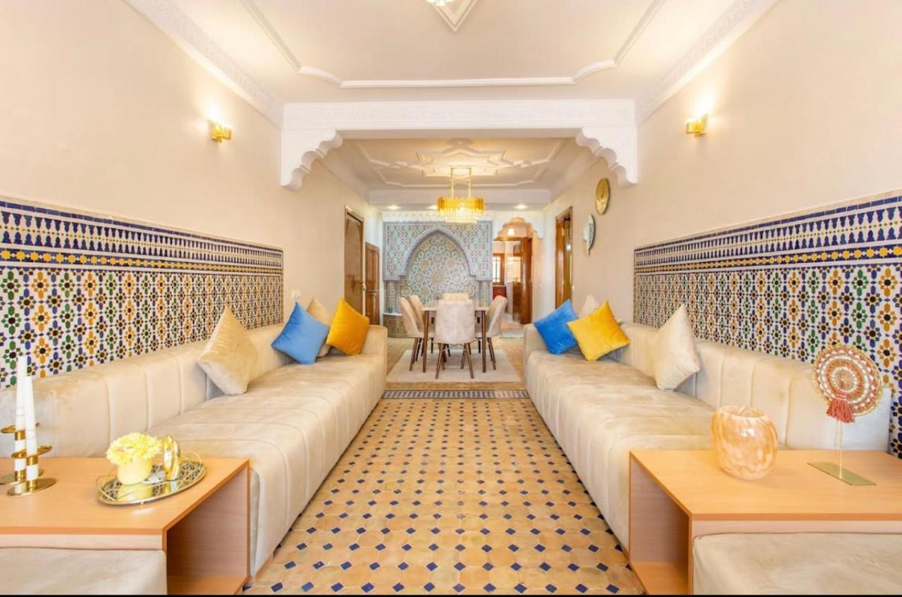 Luxury Appartement Gueliz Center マラケシュ エクステリア 写真